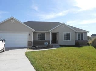 Saratoga Springs House: 251 W Peppermint Cir
