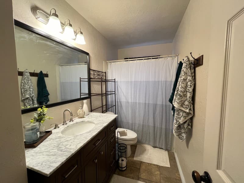 Springville Single Room: 111 B St