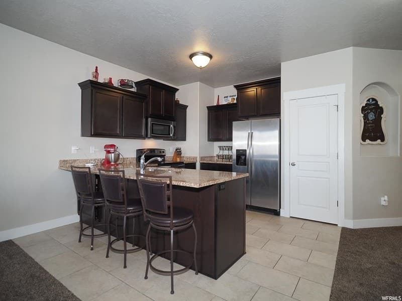 Saratoga Springs Townhome: 1646 N Venetian Way