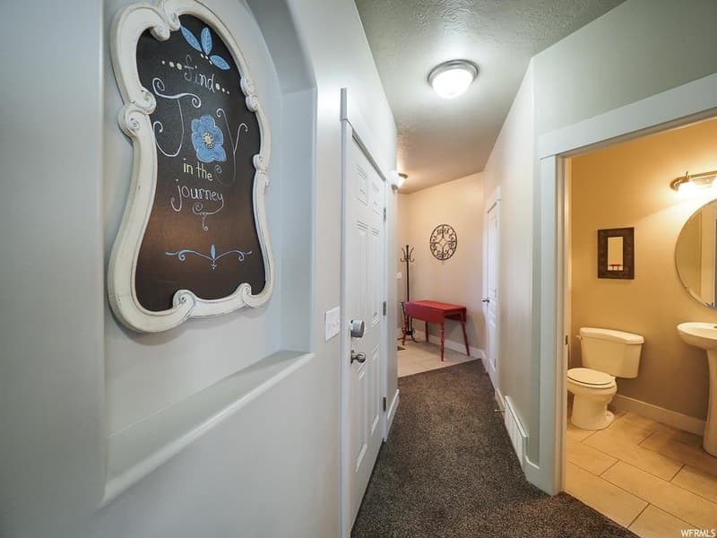 Saratoga Springs Townhome: 1646 N Venetian Way