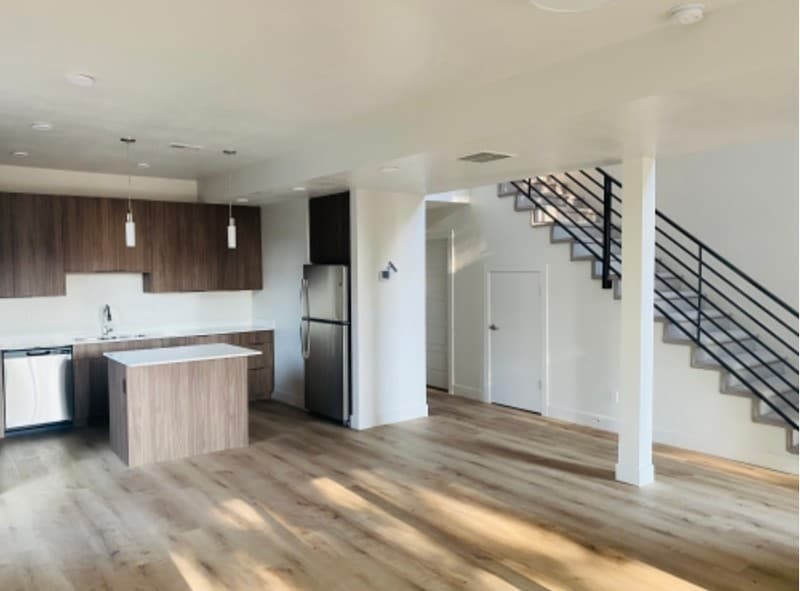 North Salt Lake Townhome: 340 N 90 W