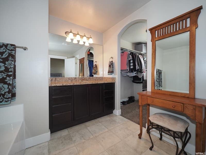 Saratoga Springs Townhome: 1646 N Venetian Way