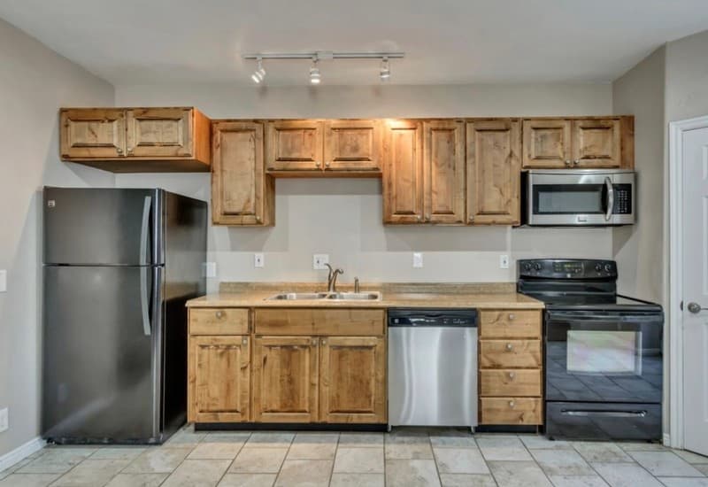 South Jordan Multiplex: 498 W Aspen Peak Dr