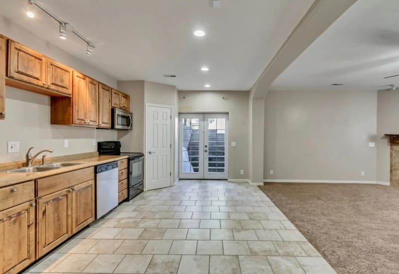 South Jordan Multiplex: 498 W Aspen Peak Dr