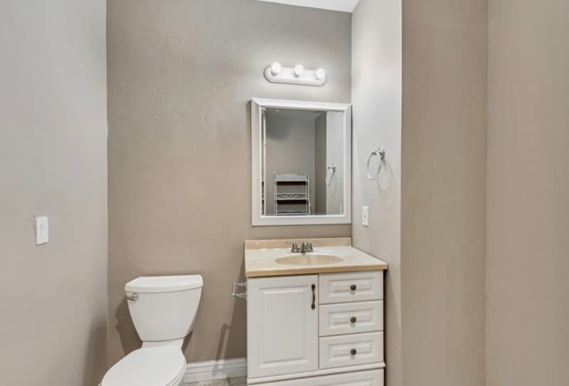 South Jordan Multiplex: 498 W Aspen Peak Dr