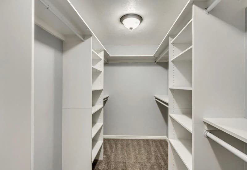South Jordan Multiplex: 498 W Aspen Peak Dr