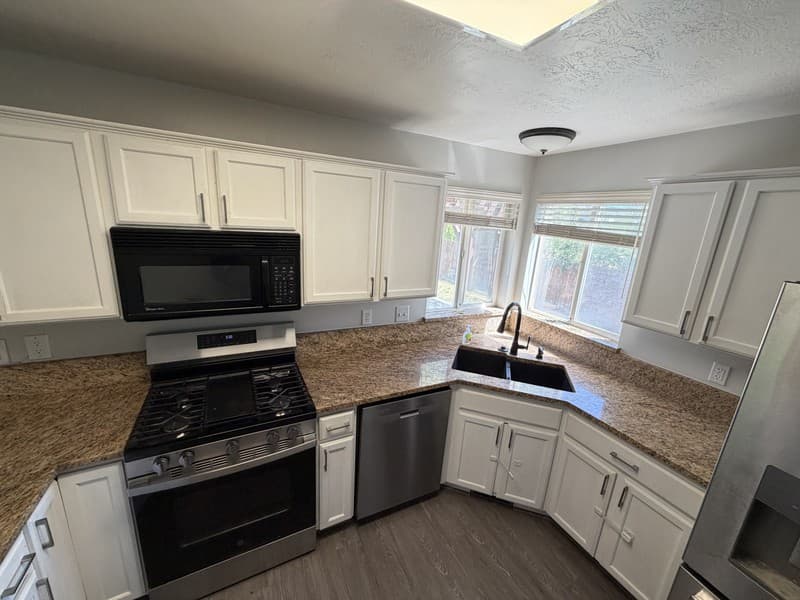 Tooele House: 704 Country Club Dr