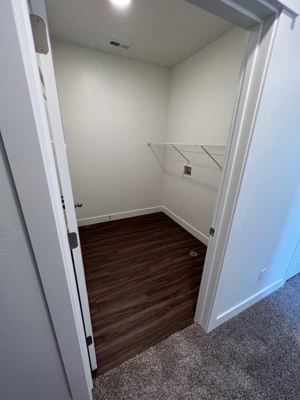 Lehi Single Room: 3363 W Hardman Way