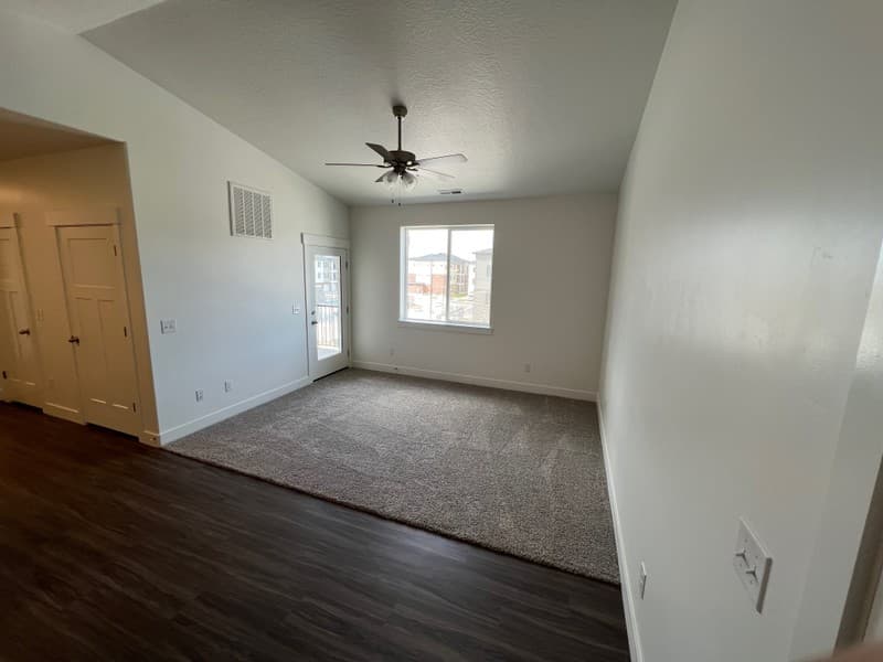 Lehi Single Room: 3363 W Hardman Way