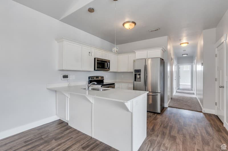 Vineyard Single Room: 378 W 750 N