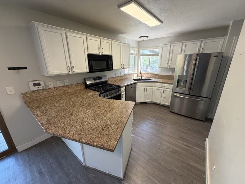 Tooele House: 704 Country Club Dr