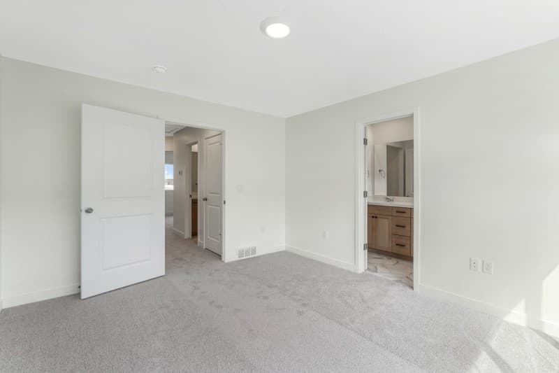 Herriman Townhome: 12927 S Burr Trail Ct
