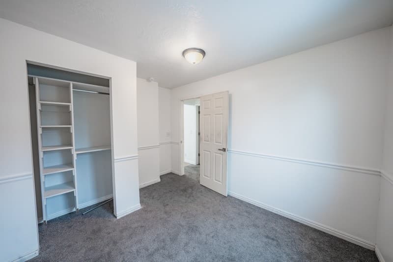 Bountiful Townhome: 1867 S Main St