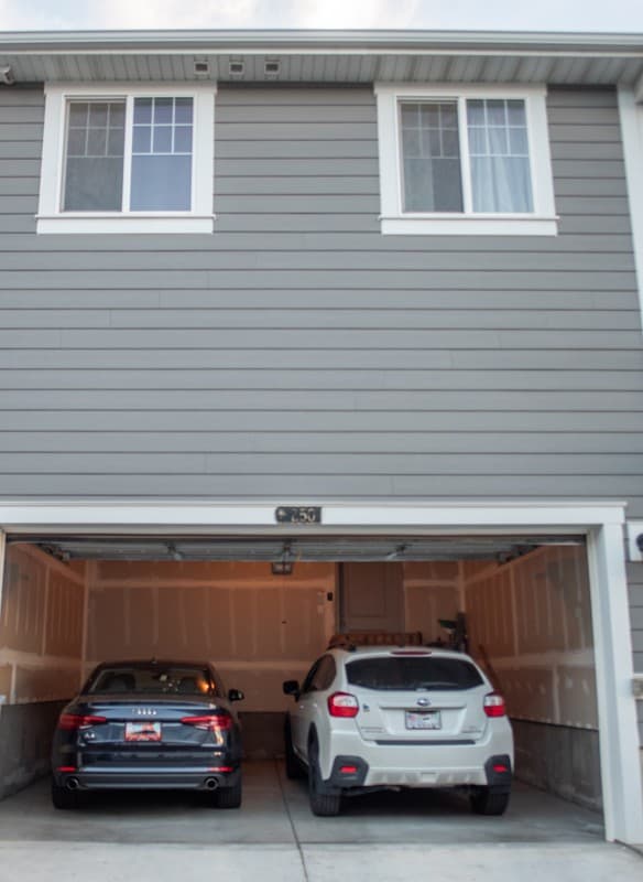 North Salt Lake Townhome: 250 E Ellen Ln