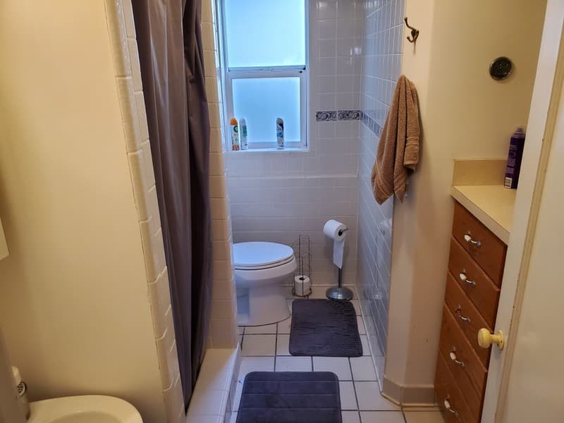 Salt Lake City Single Room: 2493 S 1700 E