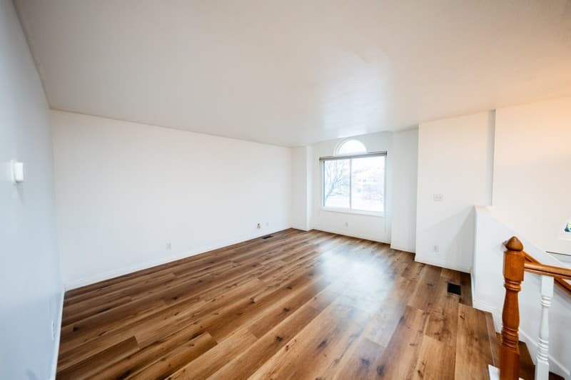 Bountiful Townhome: 1867 S Main St
