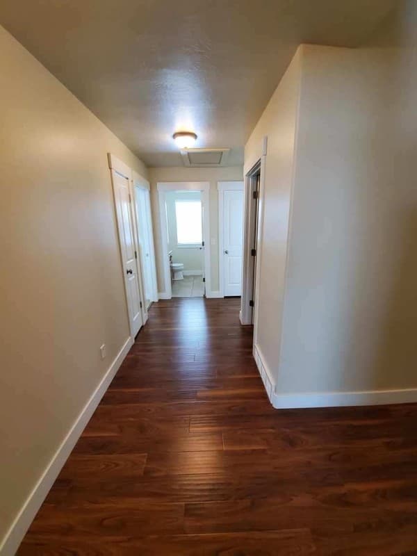 Sandy Townhome: 1049 E Quarry View Way