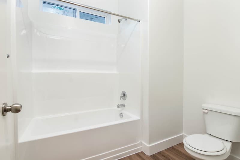 Vineyard Condo: 323 W 435 N