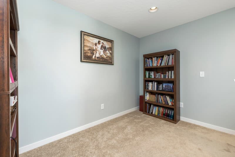 Eagle Mountain Townhome: 4438 E Hurstbourne Dr