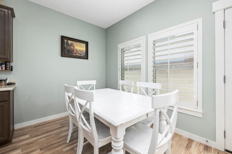 Eagle Mountain Townhome: 4438 E Hurstbourne Dr