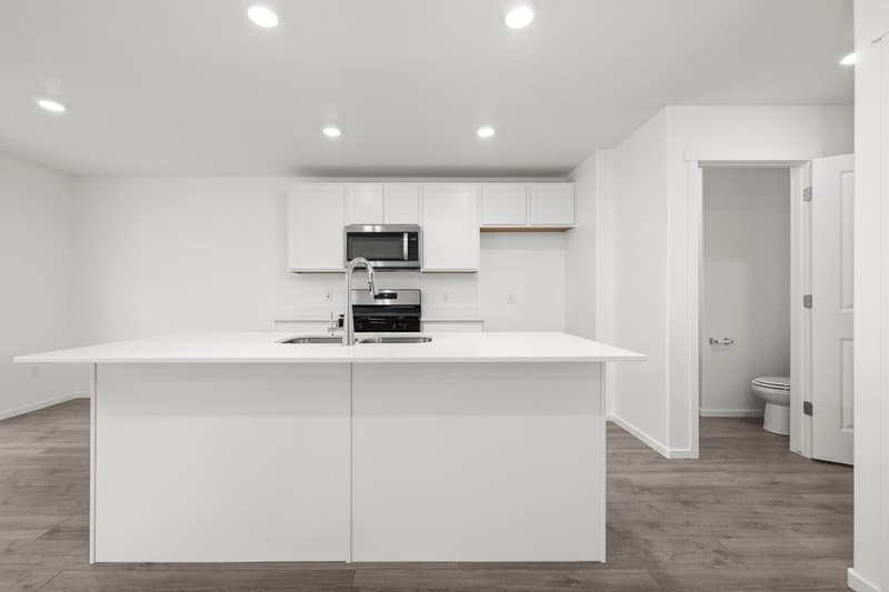 Saratoga Springs Townhome: 949 E Parley Dr