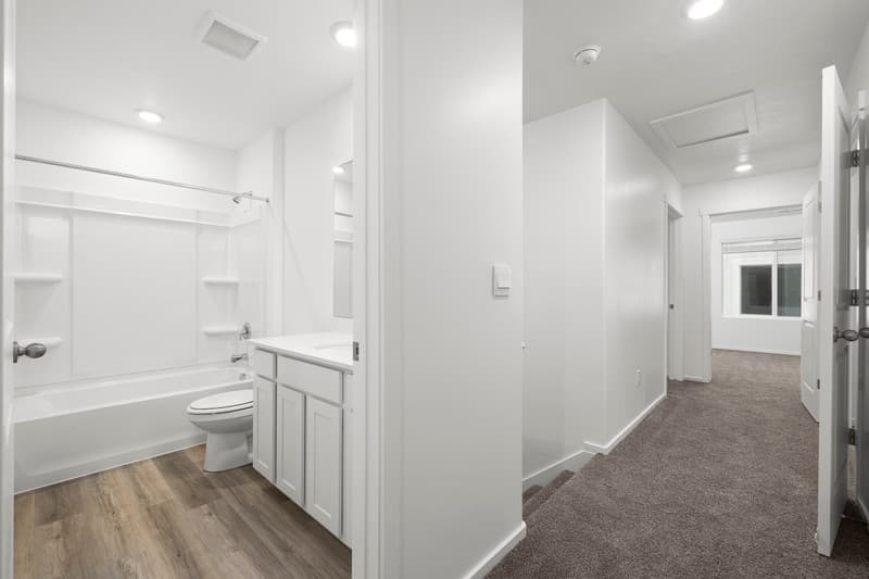 Saratoga Springs Townhome: 949 E Parley Dr