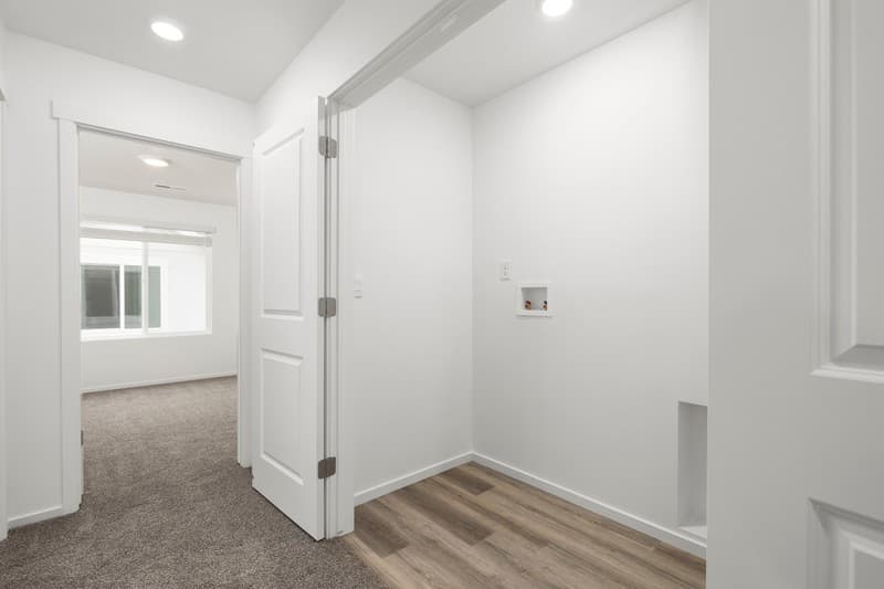 Saratoga Springs Townhome: 949 E Parley Dr
