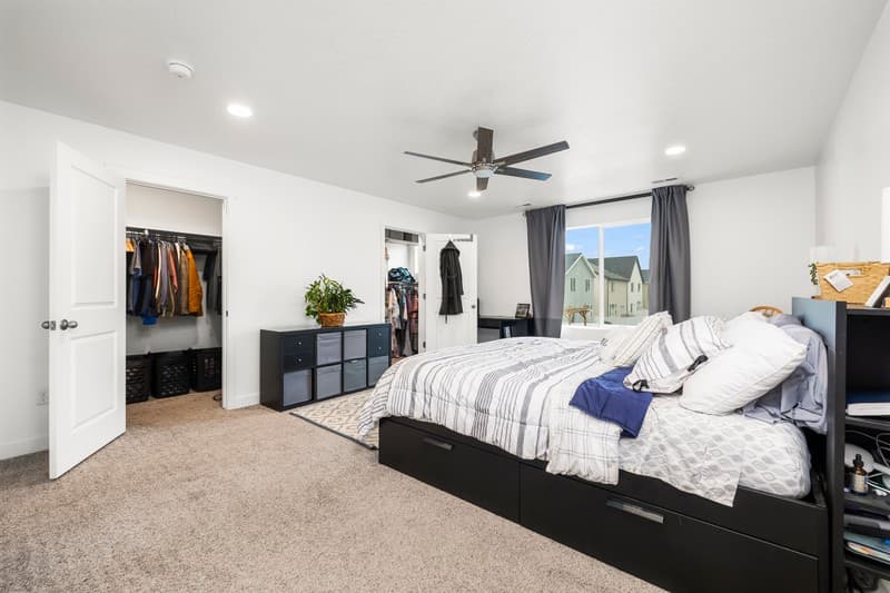 Saratoga Springs Townhome: 318 E Wren Hill Ln