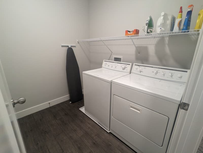 Lehi Condo: 3323 W Hardman Way