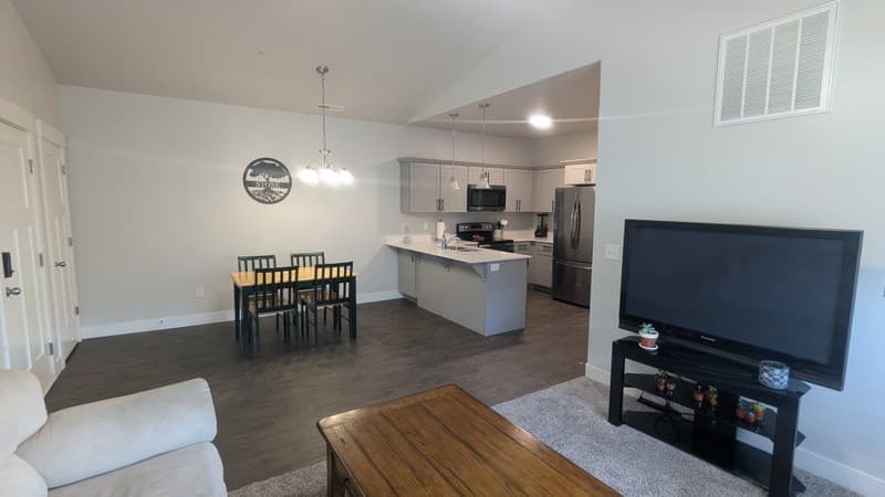 Lehi Condo: 3323 W Hardman Way
