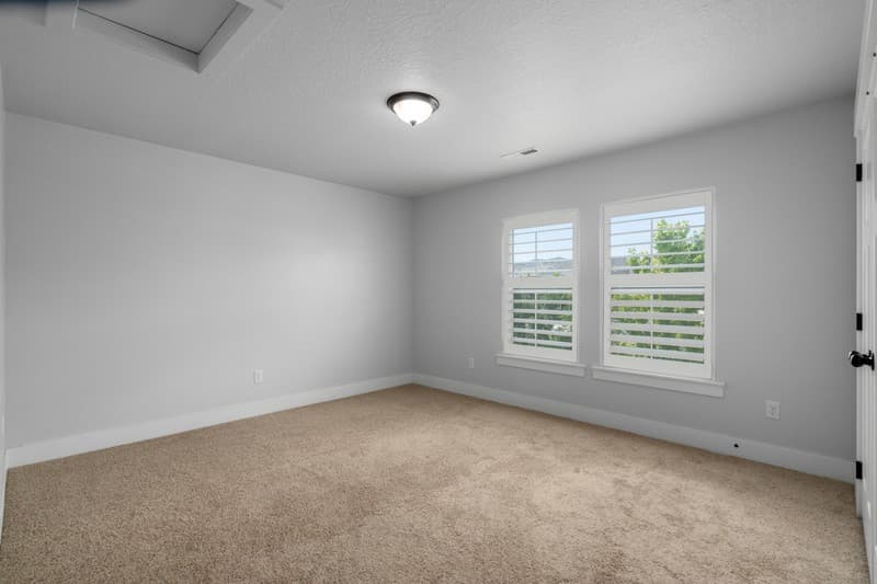 West Jordan Single Room: 7651 S Scenic Maple Dr
