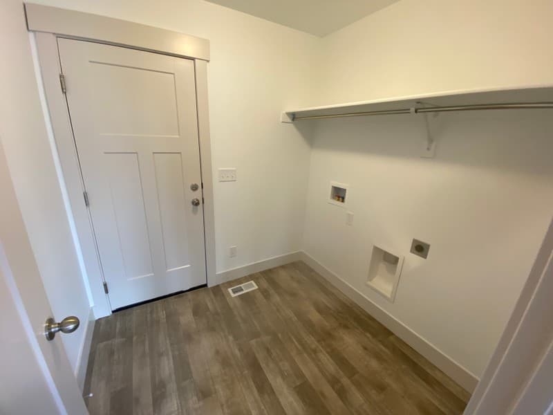 Bluffdale House: 16371 S Coupler Ln