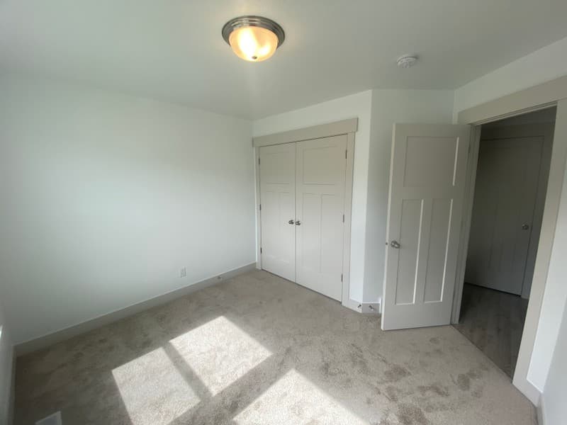 Bluffdale House: 16371 S Coupler Ln