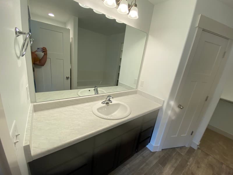 Bluffdale House: 16371 S Coupler Ln