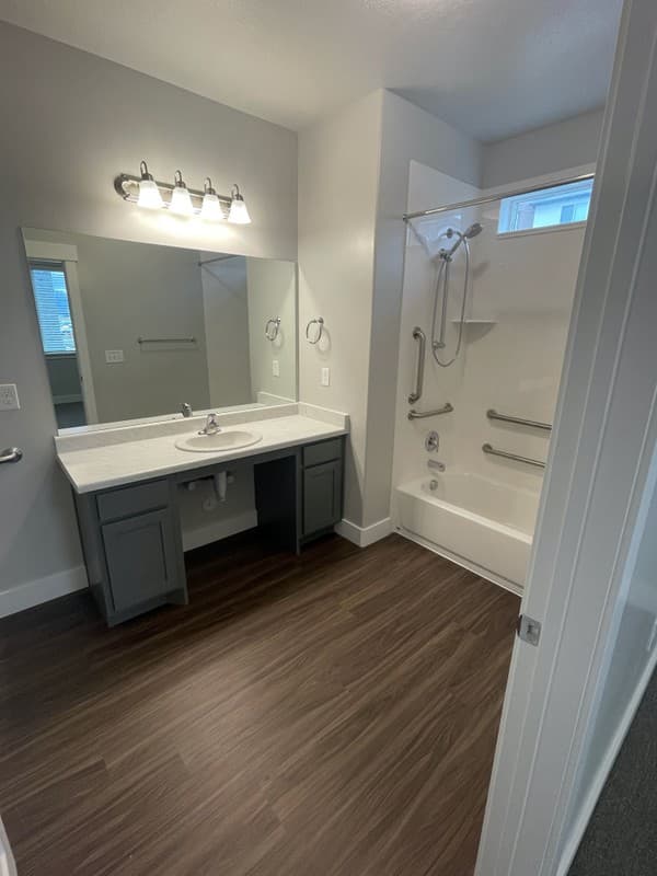 Vineyard Condo: 368 W 750 N
