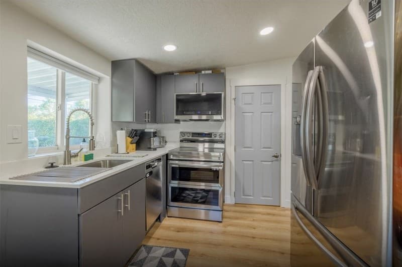 Salt Lake City House: 1219 W 500 S