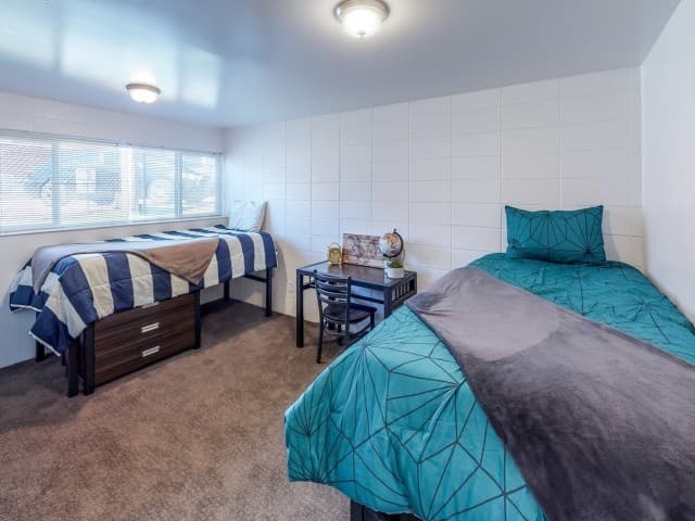Provo Apartment: 562 N 200 E