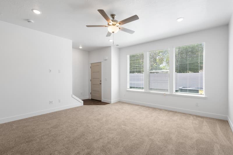 Ogden Townhome: 313 E 750 S
