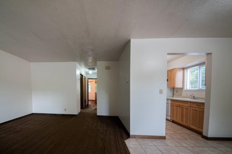 Bountiful Apartment: 1729 N 200 W