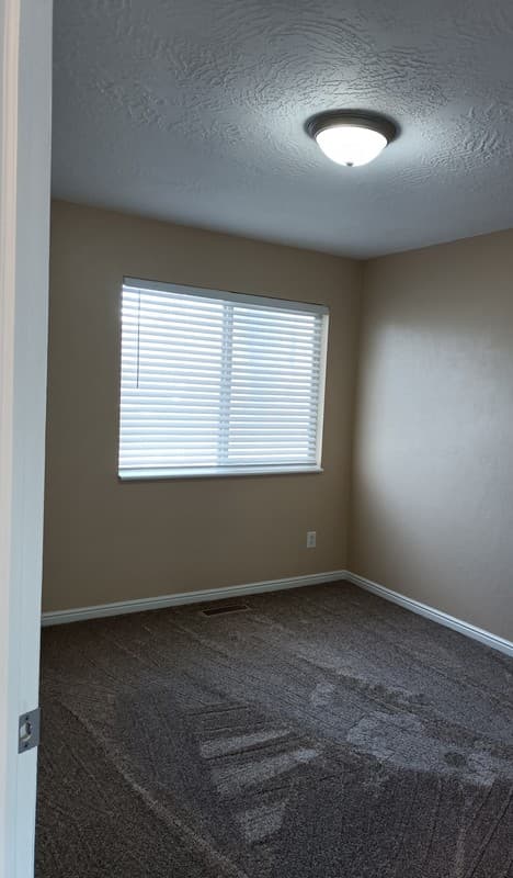 Ogden Townhome: 1305 Monroe Blvd