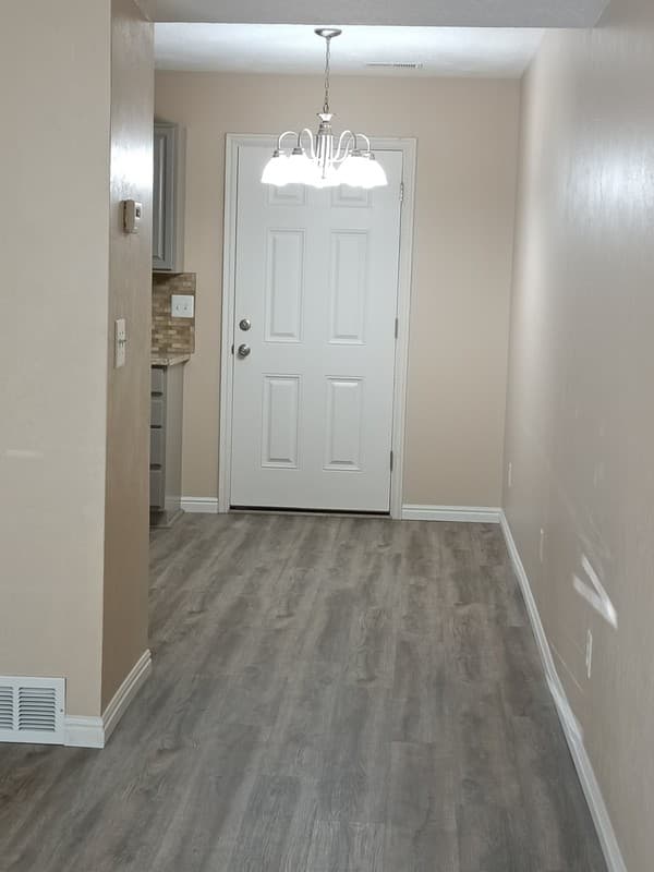 Ogden Townhome: 1305 Monroe Blvd
