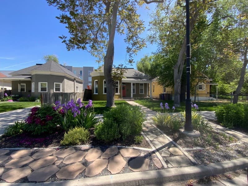 Salt Lake City House: 851 S Jefferson St