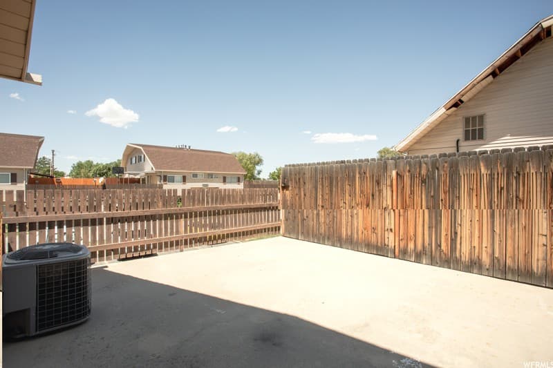 West Valley City Single Room: 1896 W Homestead Farms Ln