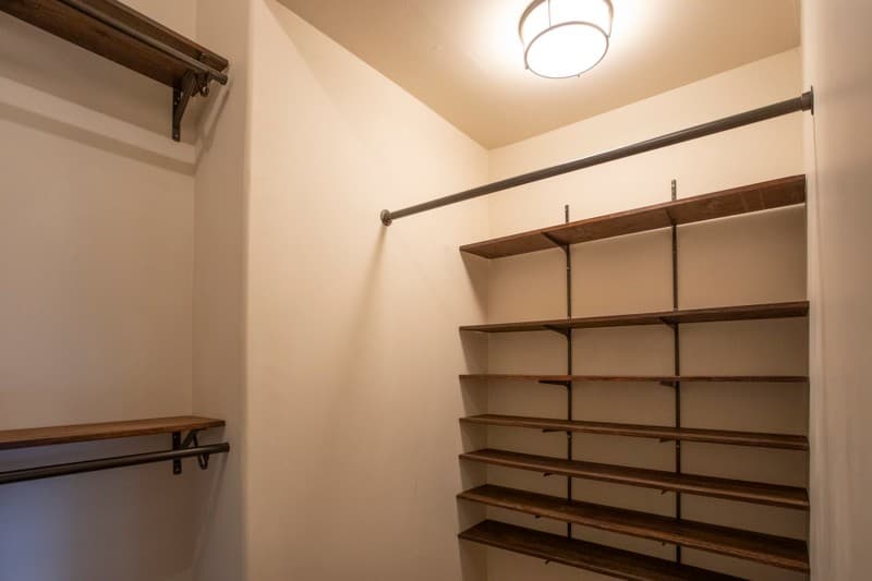 Salt Lake City House: 851 S Jefferson St