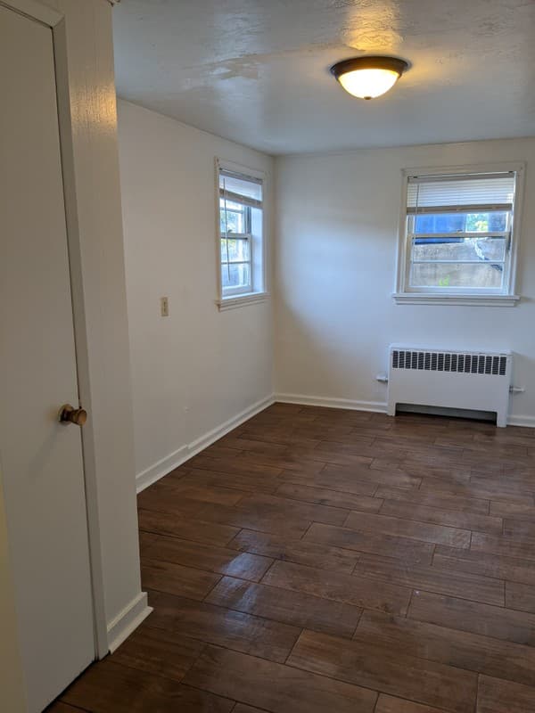 Logan Apartment: 275 E 500 N