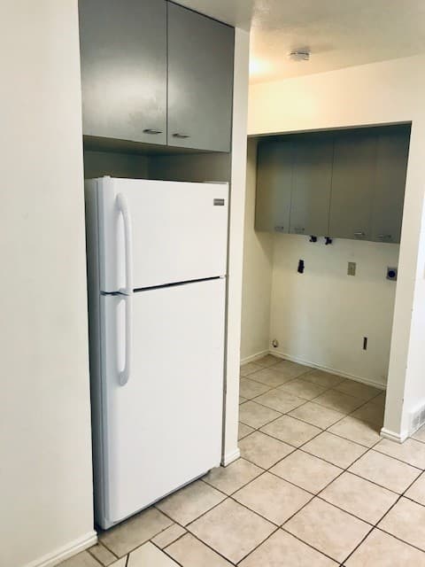 Logan Townhome: 773 W 640 S