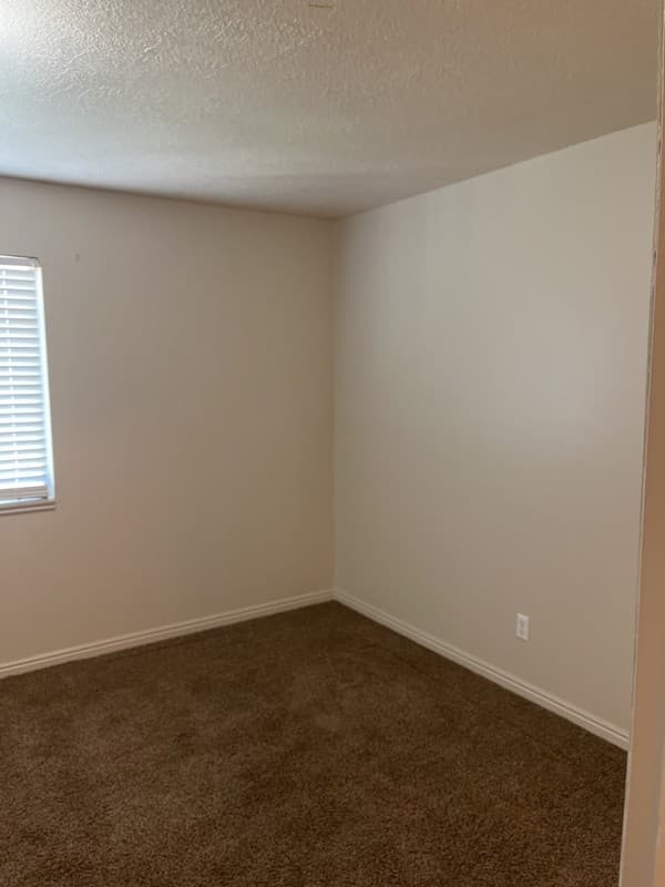 Wellsville Apartment: 60 E 200 N