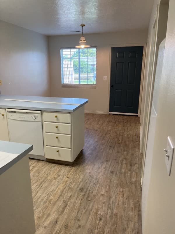 Wellsville Apartment: 60 E 200 N