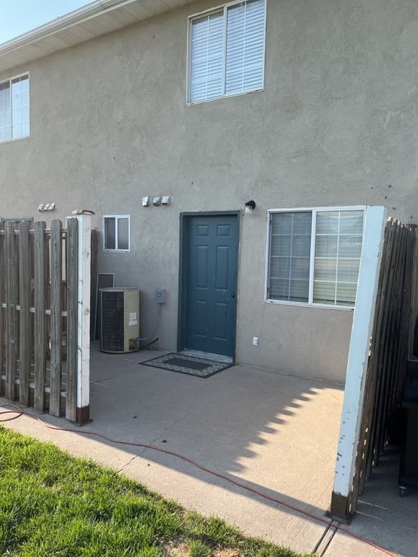 Wellsville Apartment: 60 E 200 N