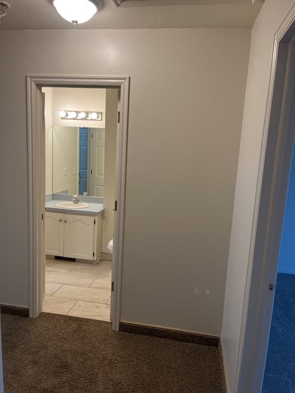 Wellsville Apartment: 60 E 200 N